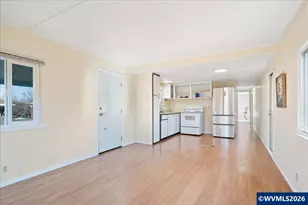 1418 Pine St, Silverton, OR 97381 - Photo 13