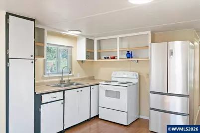 1418 Pine #7 St, Silverton, OR 97381 - Photo 17