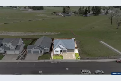 2400 W 15th Av, Junction City, OR 97448 - Photo 37