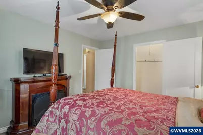 1090 15th St NE, Salem, OR 97301 - Photo 29