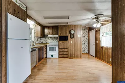 82274 River Dr, Creswell, OR 97426 - Photo 21