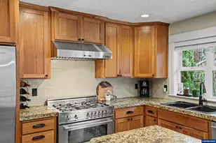 3753 Galloway St S, Salem, OR 97302 - Photo 15