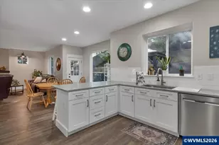 1155 Little John Lp NW, Salem, OR 97304 - Photo 17