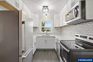 1084 24th St NE, Salem, OR 97301 - Photo 15