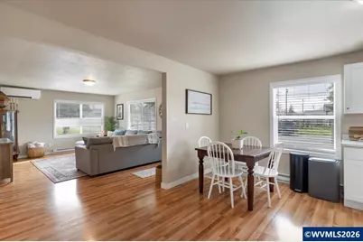 212 Picture St, Independence, OR 97351 - Photo 11