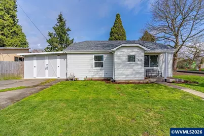 212 Picture St, Independence, OR 97351 - Photo 3