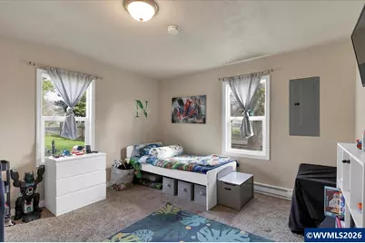 212 Picture St, Independence, OR 97351 - Photo 27