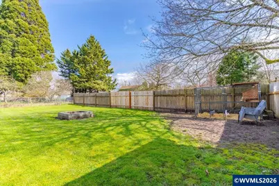 212 Picture St, Independence, OR 97351 - Photo 33