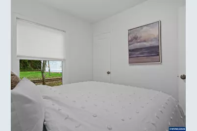 180 Eaton St, Lebanon, OR 97355 - Photo 19