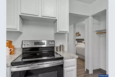 180 Eaton St, Lebanon, OR 97355 - Photo 17