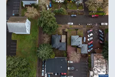 180 Eaton St, Lebanon, OR 97355 - Photo 35