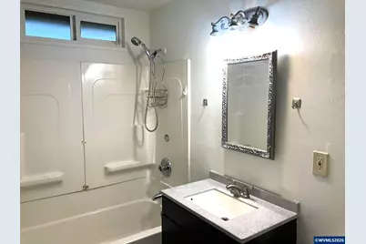 825 Treewood Ln SE, Salem, OR 97317 - Photo 15