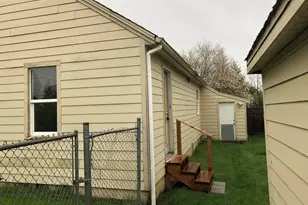 825 Treewood Ln SE, Salem, OR 97317 - Photo 33