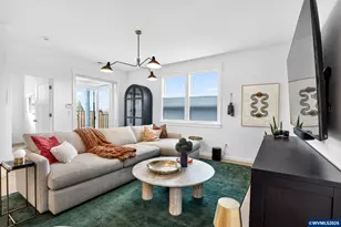 872 Laurel Pl, Silverton, OR 97381 - Photo 13