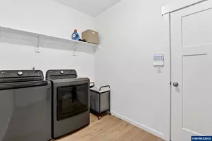 872 Laurel Pl, Silverton, OR 97381 - Photo 21