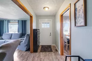 765 13th Av SE, Albany, OR 97322 - Photo 7