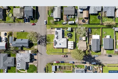 765 13th Av SE, Albany, OR 97322 - Photo 39