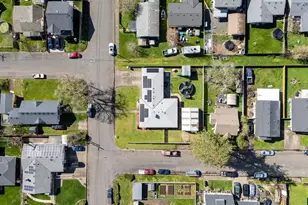 765 13th Av SE, Albany, OR 97322 - Photo 39