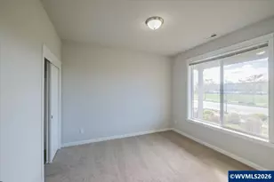 4349 NE Somerset Dr, Albany, OR 97322 - Photo 5