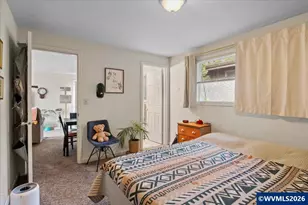 1254 8th St NW, Salem, OR 97304 - Photo 31