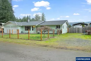 247 Cedar St, Lyons, OR 97358 - Photo 15
