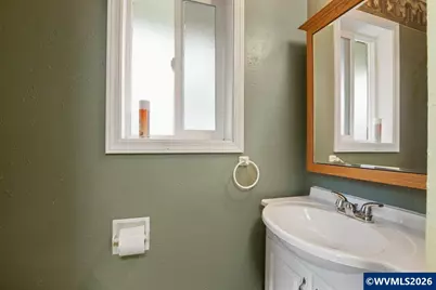 247 Cedar St, Lyons, OR 97358 - Photo 29