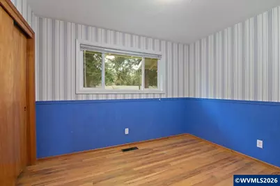 247 Cedar St, Lyons, OR 97358 - Photo 27