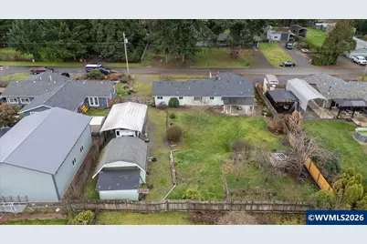 247 Cedar St, Lyons, OR 97358 - Photo 37