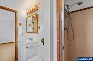 4081 Hawthorne Ave NE, Salem, OR 97301 - Photo 23