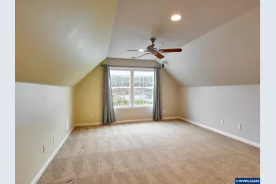 829 Pioneer Dr, Silverton, OR 97381 - Photo 27