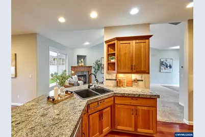 829 Pioneer Dr, Silverton, OR 97381 - Photo 15