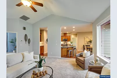 829 Pioneer Dr, Silverton, OR 97381 - Photo 9