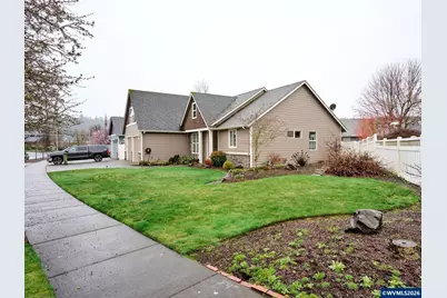 829 Pioneer Dr, Silverton, OR 97381 - Photo 35