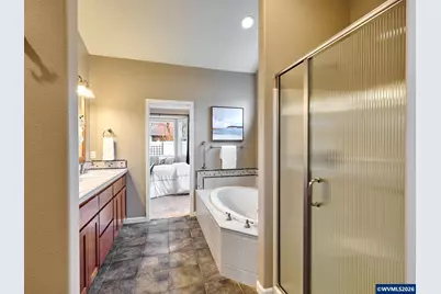 829 Pioneer Dr, Silverton, OR 97381 - Photo 19