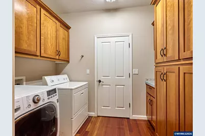 829 Pioneer Dr, Silverton, OR 97381 - Photo 29