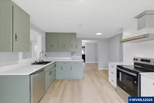 28411 Liberty Rd, Sweet Home, OR 97386 - Photo 21