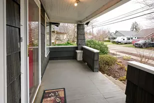 216 S James St, Silverton, OR 97381 - Photo 3