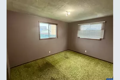 4725 Glenallen Ct NE, Salem, OR 97305 - Photo 9