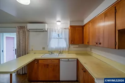 1117 NW Oak Av, Corvallis, OR 97330 - Photo 9