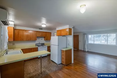 1117 NW Oak Av, Corvallis, OR 97330 - Photo 11