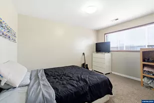 537 SE 26th Ave, Albany, OR 97322 - Photo 9