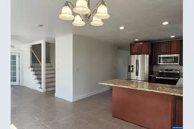 7233 Eastwood Ct SE, Salem, OR 97392 - Photo 9