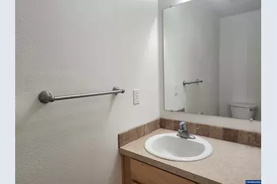 7233 Eastwood Ct SE, Salem, OR 97392 - Photo 13