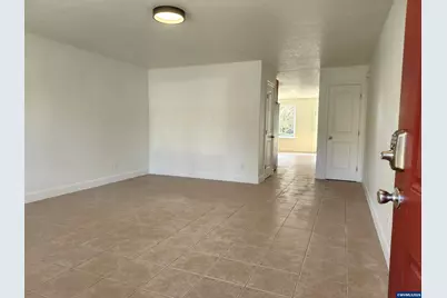 7233 Eastwood Ct SE, Turner, OR 97392 - Photo 3
