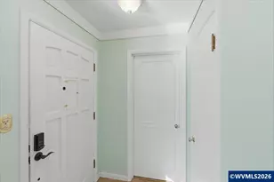 1303 10th Av SW, Albany, OR 97321 - Photo 3