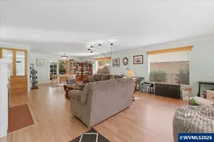 1303 10th Av SW, Albany, OR 97321 - Photo 9