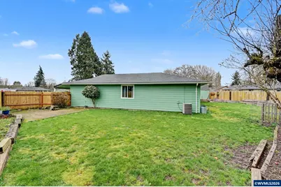 651 Loree Pl, Jefferson, OR 97352 - Photo 39