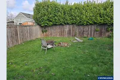 1825 N Cramer St, Portland, OR 97217 - Photo 3