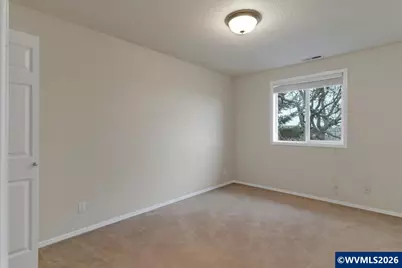 2737 Fillmore Av NW, Salem, OR 97304 - Photo 23