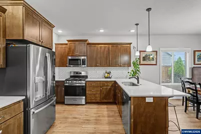 1491 Foxglove St, Woodburn, OR 97071 - Photo 9